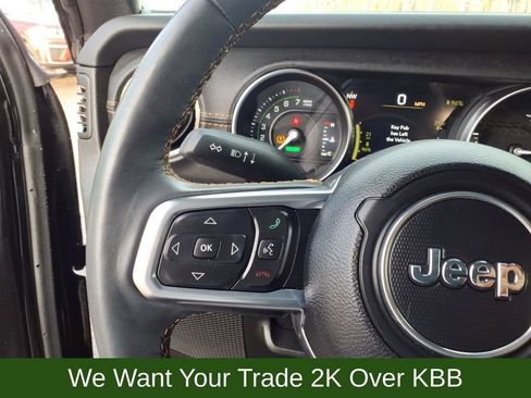 Used 2023 Jeep Wrangler Unlimited Sahara image 17