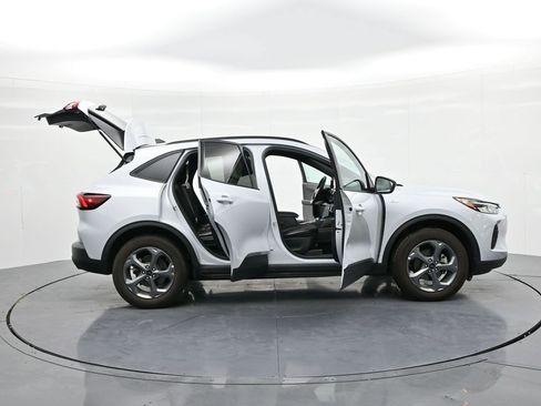 Used 2025 Ford Escape ST-Line AWD/4WD image 24