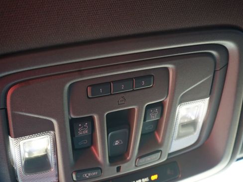 Used 2021 GMC Sierra 1500 Denali w/ Denali Ultimate Package image 27