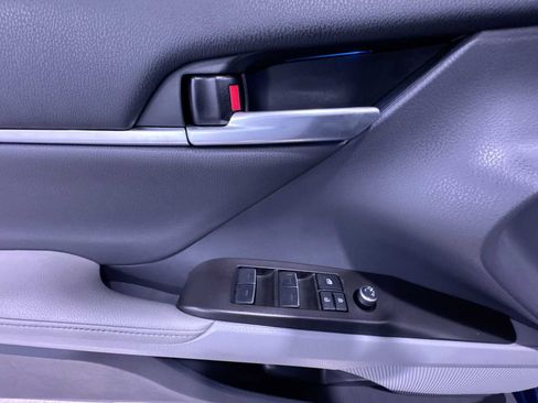 Used 2024 Toyota Camry XSE w/ Navigation Package image 12