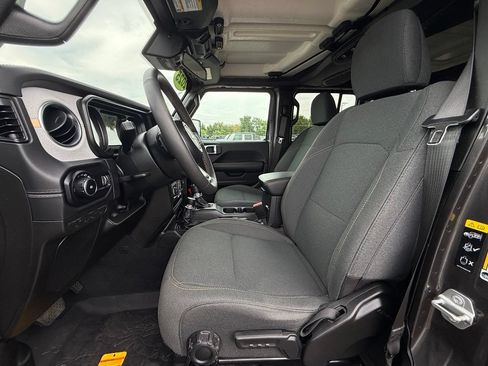Used 2025 Jeep Wrangler Unlimited Sport AWD/4WD image 22