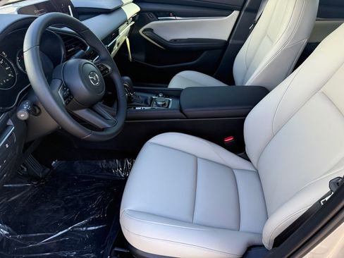 New 2026 MAZDA MAZDA3 2.5 S Sedan w/ Preferred Pkg image 17