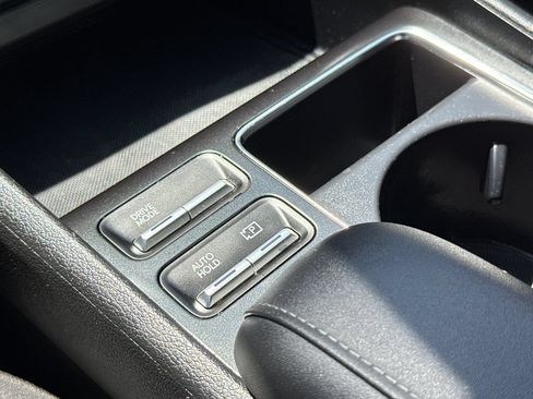 Used 2025 Hyundai Sonata SEL FWD image 25