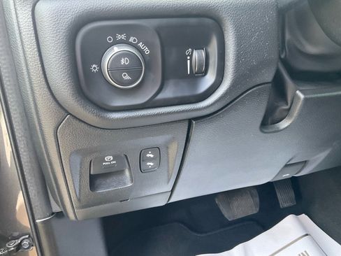 Used 2023 RAM 1500 Big Horn image 15