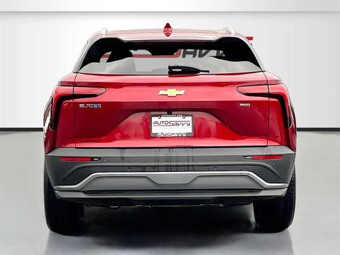 Used 2024 Chevrolet Blazer EV LT image 6