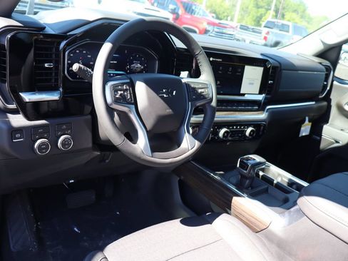 New 2026 Chevrolet Silverado 1500 RST w/ Convenience Package II AWD/4WD image 6