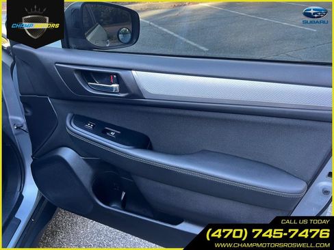 Used 2019 Subaru Outback 2.5i Premium image 31