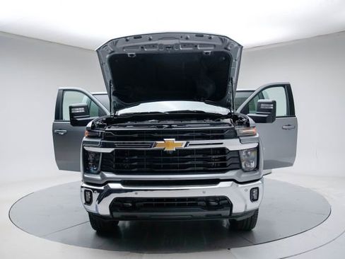 New 2026 Chevrolet Silverado 2500 LT w/ All Star Edition AWD/4WD image 17