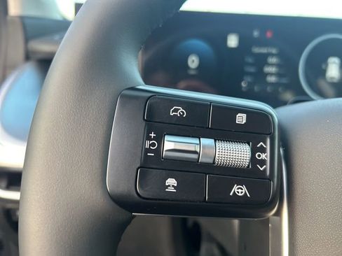 New 2026 Hyundai Ioniq 9 SE AWD/4WD image 16