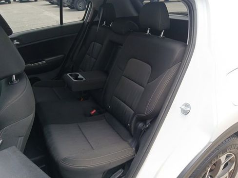 Used 2020 Kia Sportage LX AWD/4WD image 15