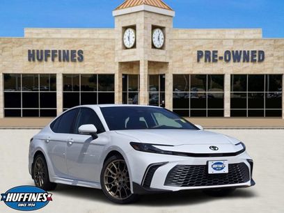 Used 2025 Toyota Camry SE