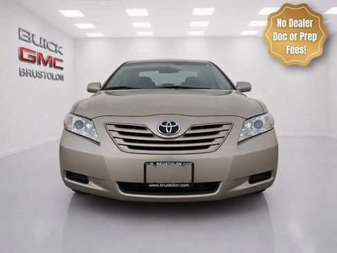 Used 2008 Toyota Camry FWD image 2