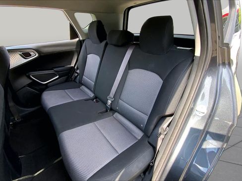 Used 2024 Kia Soul LX w/ Option Group 015 FWD image 20