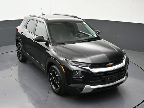 Used 2023 Chevrolet TrailBlazer LT FWD image 22