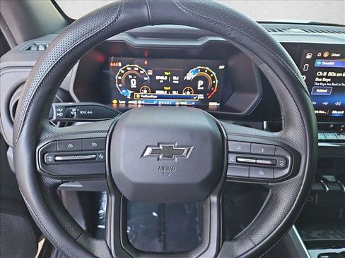 Used 2025 Chevrolet Colorado Trail Boss AWD/4WD image 13