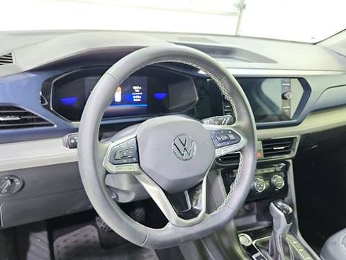 Used 2024 Volkswagen Taos SE AWD/4WD image 20