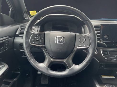 Used 2023 Honda Passport TrailSport image 12