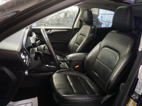 Used 2022 Ford Escape SEL w/ Technology Package image 22