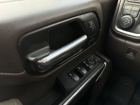 Used 2023 Chevrolet Silverado 2500 LTZ w/ LTZ Convenience Package image 12