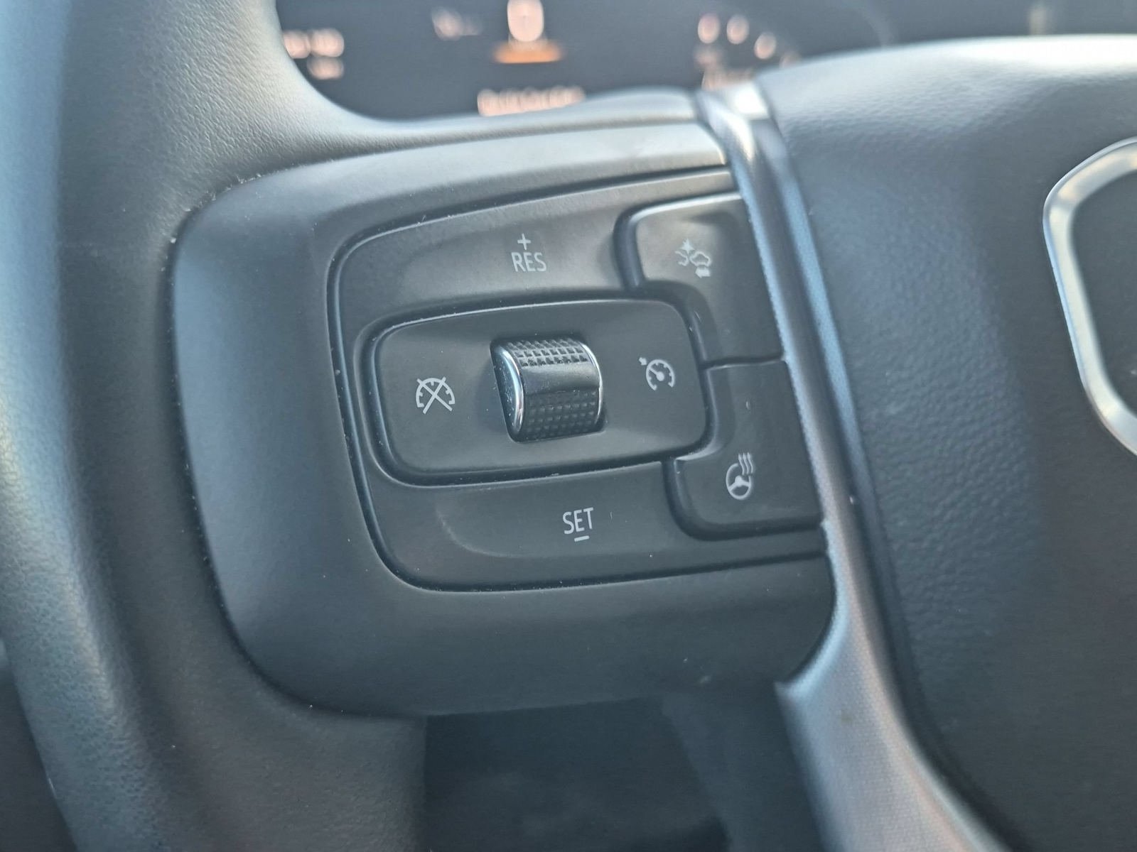 Used 2025 GMC Sierra 1500 SLT RWD image 13