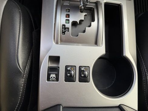 Used 2022 Toyota 4Runner SR5 Premium image 29