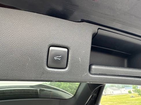 Used 2024 Ford Escape ST-Line w/ Tech Pack #1 AWD/4WD image 8