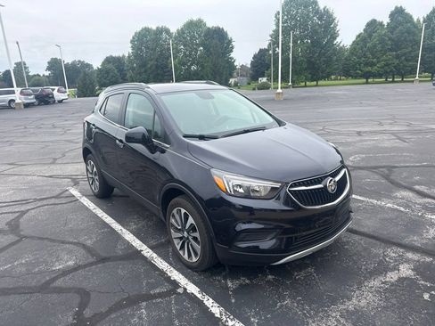 Used 2022 Buick Encore Preferred w/ Safety Package AWD/4WD image 2