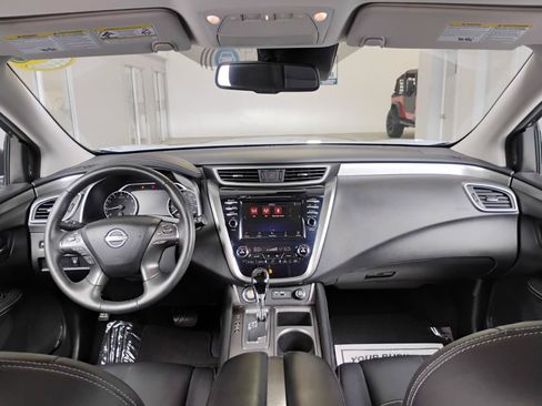 Used 2023 Nissan Murano SV w/ SV Midnight Edition Package FWD image 19