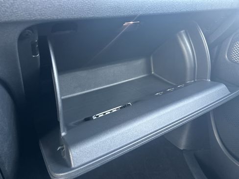 Used 2025 Volkswagen ID. Buzz Pro S image 19