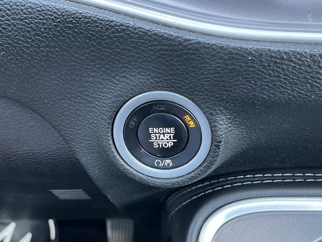 Used 2020 Dodge Challenger R/T RWD image 26