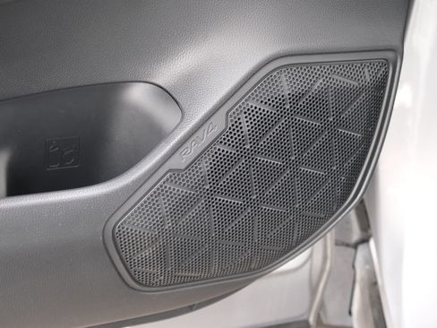 Used 2019 Toyota RAV4 Limited AWD/4WD image 26