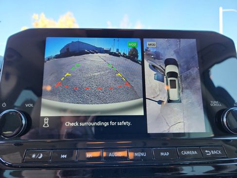 Used 2022 Nissan Pathfinder SL w/ SL Premium Package image 29