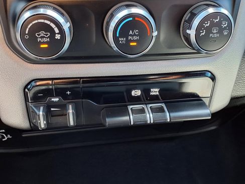 Used 2024 RAM 2500 Big Horn image 12