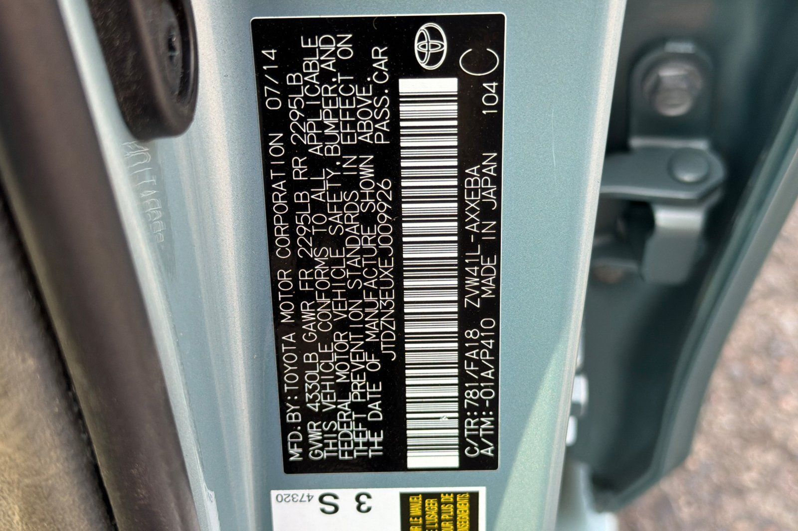 Used 2014 Toyota Prius V Three FWD image 25