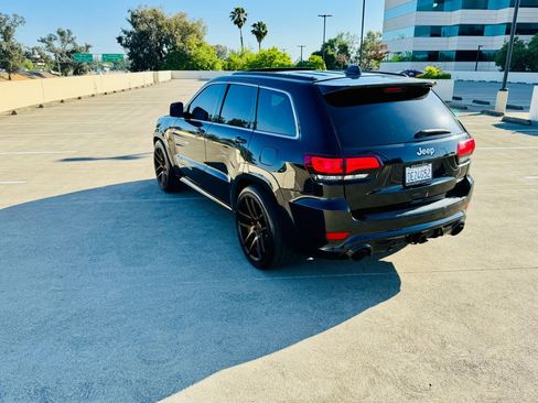 Used 2014 Jeep Grand Cherokee SRT8 w/ Luxury Group II image 19