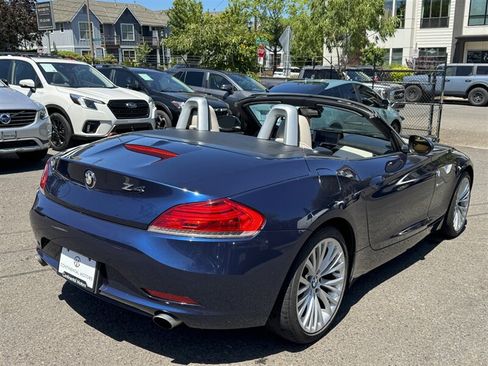 Used 2009 BMW Z4 sDrive35i RWD image 8