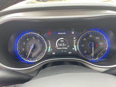 New 2026 Chrysler Pacifica Pinnacle image 20