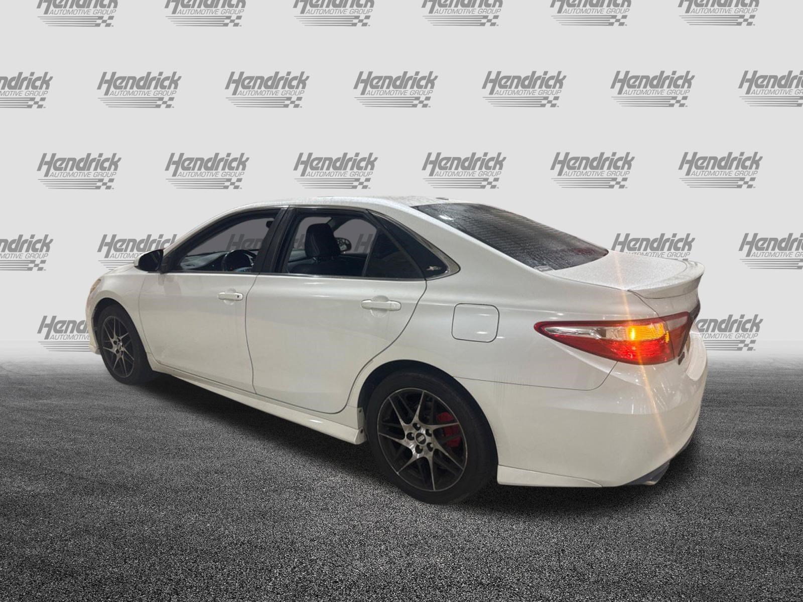 Used 2016 Toyota Camry SE FWD image 44