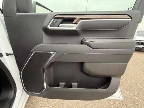 New 2026 GMC Sierra 1500 SLE image 32