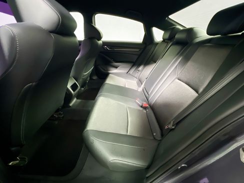 Used 2020 Honda Accord Sport image 28