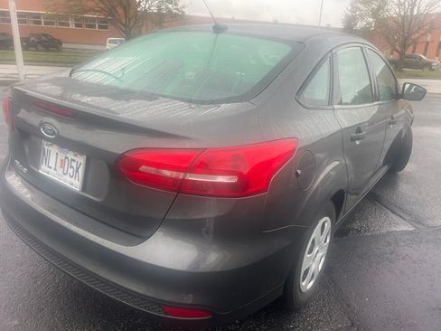 Used 2018 Ford Focus S FWD image 5