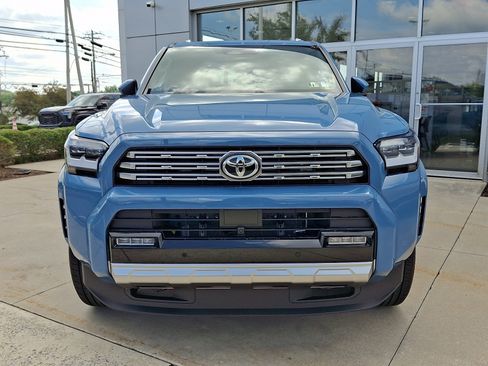 New 2026 Toyota 4Runner Limited AWD/4WD image 2