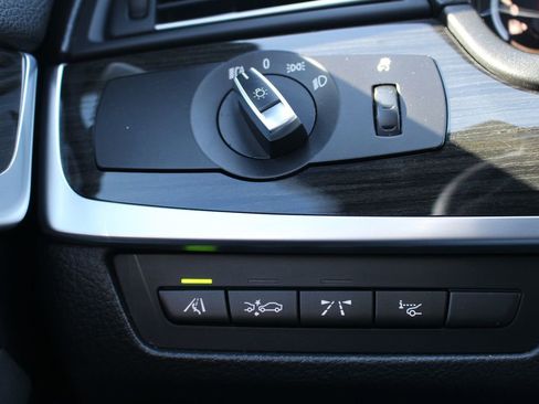 Used 2013 BMW M5 image 30