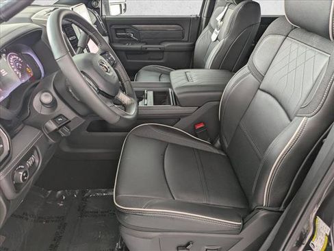 New 2026 RAM 3500 Limited AWD/4WD image 4