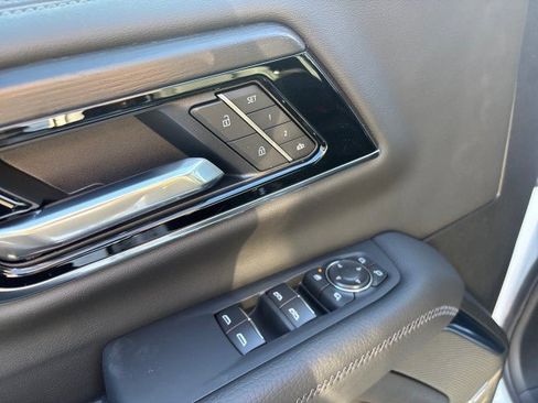 New 2026 GMC Yukon Denali w/ LPO, Floor Liner Package image 11