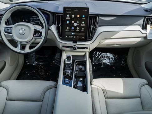 New 2026 Volvo XC60 B5 Ultra w/ Protection Package Premier image 19