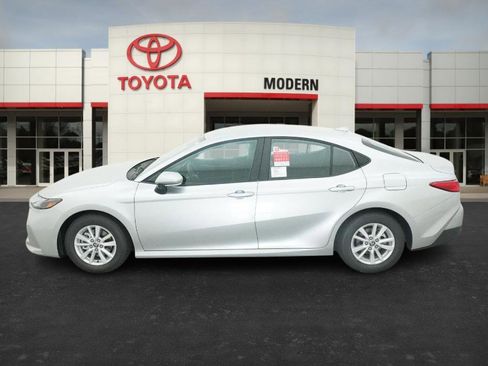 New 2026 Toyota Camry LE image 9
