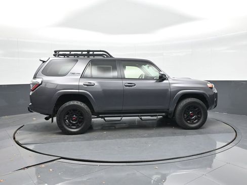 Used 2020 Toyota 4Runner TRD Off-Road Premium image 11