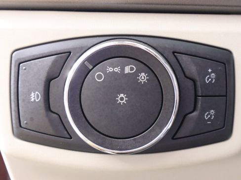 Used 2017 Ford Fusion Platinum image 10