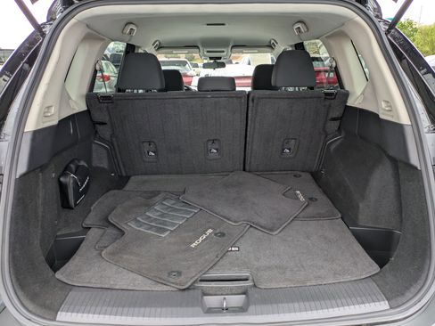 Used 2023 Nissan Rogue S AWD/4WD image 28